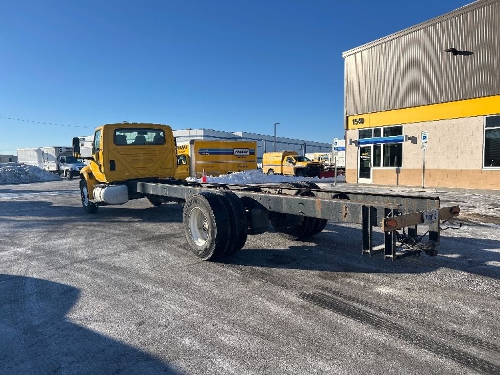 Medium Duty Box Truck-Light and Medium Duty Trucks-International-2022-MV607-Monmouth Junction-NJ-177,802\n\t\tmiles-$ 44,000 - Image 6