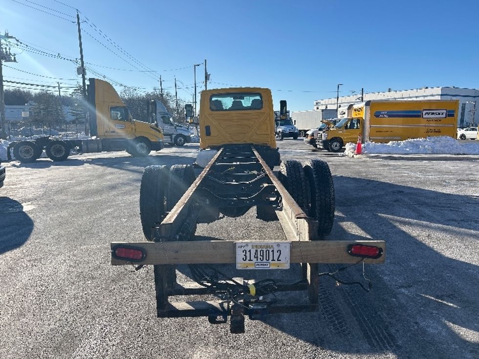 Medium Duty Box Truck-Light and Medium Duty Trucks-International-2022-MV607-Monmouth Junction-NJ-177,802\n\t\tmiles-$ 44,000 - Image 7