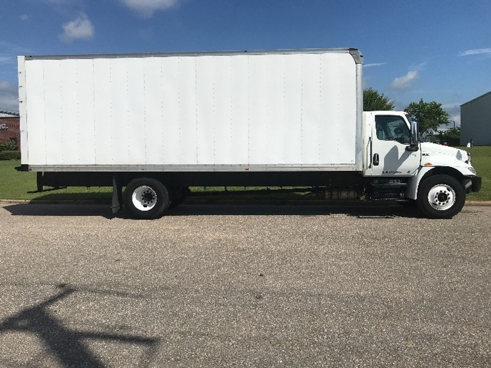 Medium Duty Box Truck-Light and Medium Duty Trucks-International-2022-MV607-Montgomery-AL-153,094\n\t\tmiles-$ 63,000 - Image 15