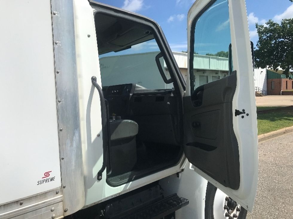 Medium Duty Box Truck-Light and Medium Duty Trucks-International-2022-MV607-Montgomery-AL-153,094\n\t\tmiles-$ 63,000 - Image 20