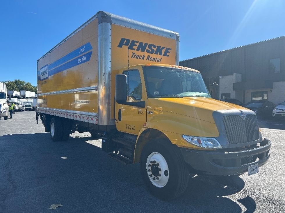 Medium Duty Box Truck-Light and Medium Duty Trucks-International-2022-MV607-Montgomery-NY-210,088\n\t\tmiles-$ 45,500 - Image 1