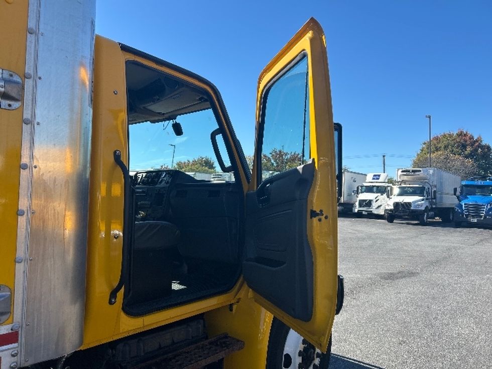 Medium Duty Box Truck-Light and Medium Duty Trucks-International-2022-MV607-Montgomery-NY-210,088\n\t\tmiles-$ 45,500 - Image 20