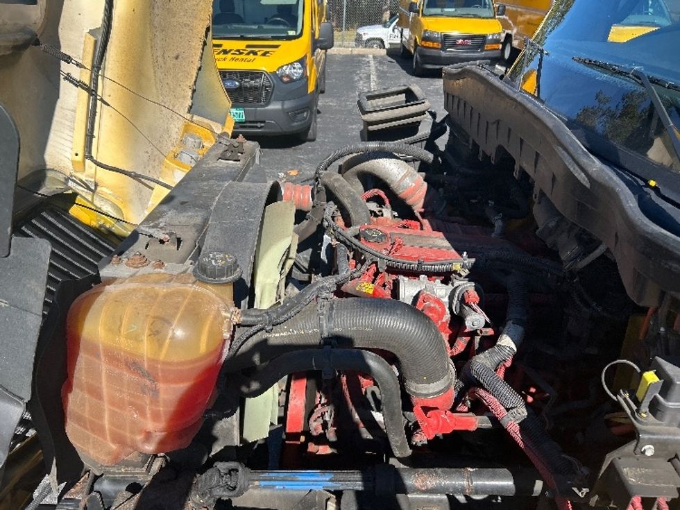 Medium Duty Box Truck-Light and Medium Duty Trucks-International-2022-MV607-Montgomery-NY-210,088\n\t\tmiles-$ 45,500 - Image 24