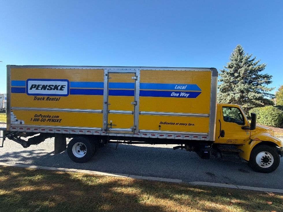 Medium Duty Box Truck-Light and Medium Duty Trucks-International-2022-MV607-Montgomery-NY-213,261\n\t\tmiles-$ 41,250 - Image 15