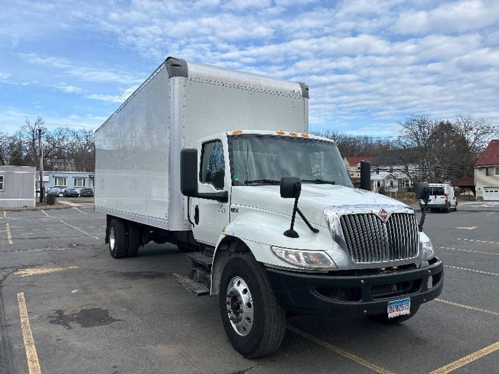 Medium Duty Box Truck-Light and Medium Duty Trucks-International-2022-MV607-Montgomery-NY-223,103\n\t\tmiles-$ 40,750 - Image 1