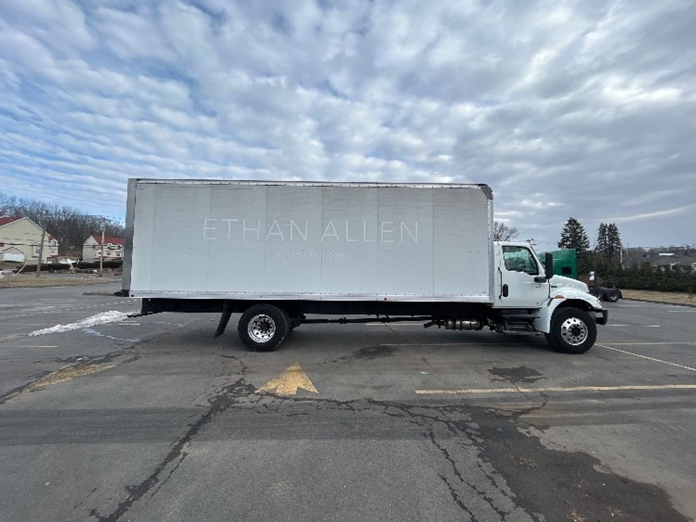 Medium Duty Box Truck-Light and Medium Duty Trucks-International-2022-MV607-Montgomery-NY-223,103\n\t\tmiles-$ 40,750 - Image 15