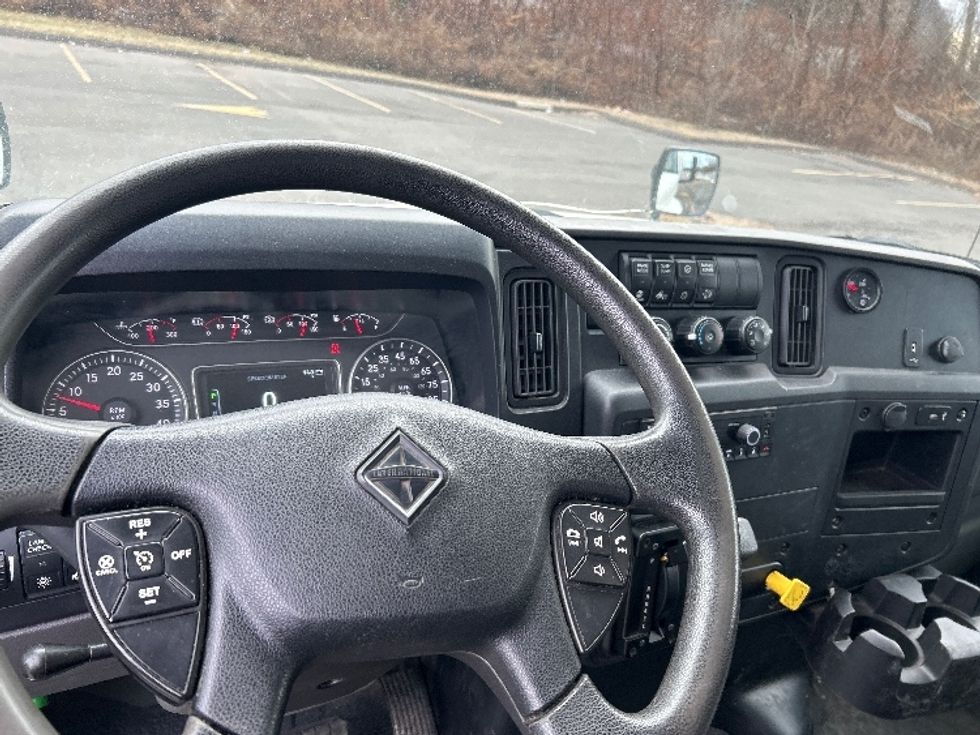 Medium Duty Box Truck-Light and Medium Duty Trucks-International-2022-MV607-Montgomery-NY-223,103\n\t\tmiles-$ 40,750 - Image 18