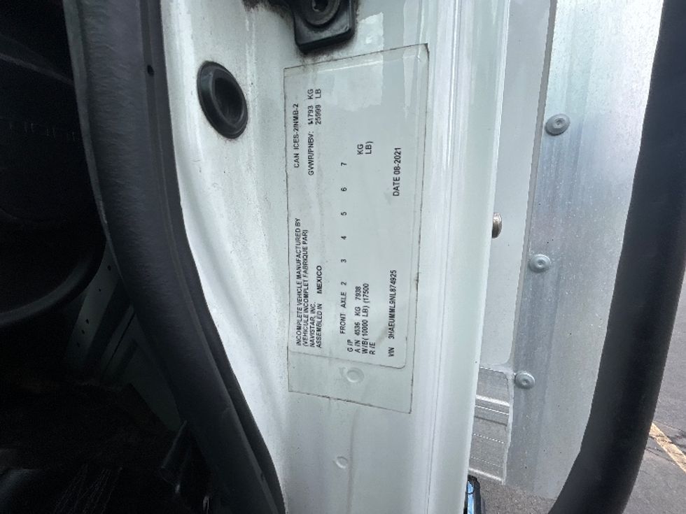 Medium Duty Box Truck-Light and Medium Duty Trucks-International-2022-MV607-Montgomery-NY-223,103\n\t\tmiles-$ 40,750 - Image 25