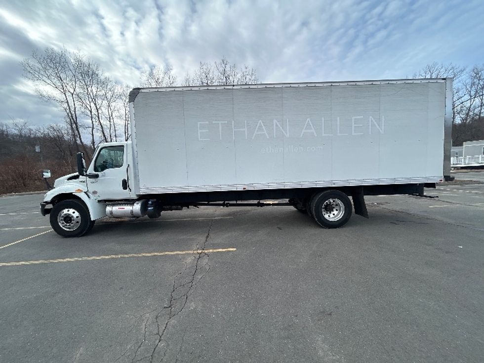 Medium Duty Box Truck-Light and Medium Duty Trucks-International-2022-MV607-Montgomery-NY-223,103\n\t\tmiles-$ 40,750 - Image 4
