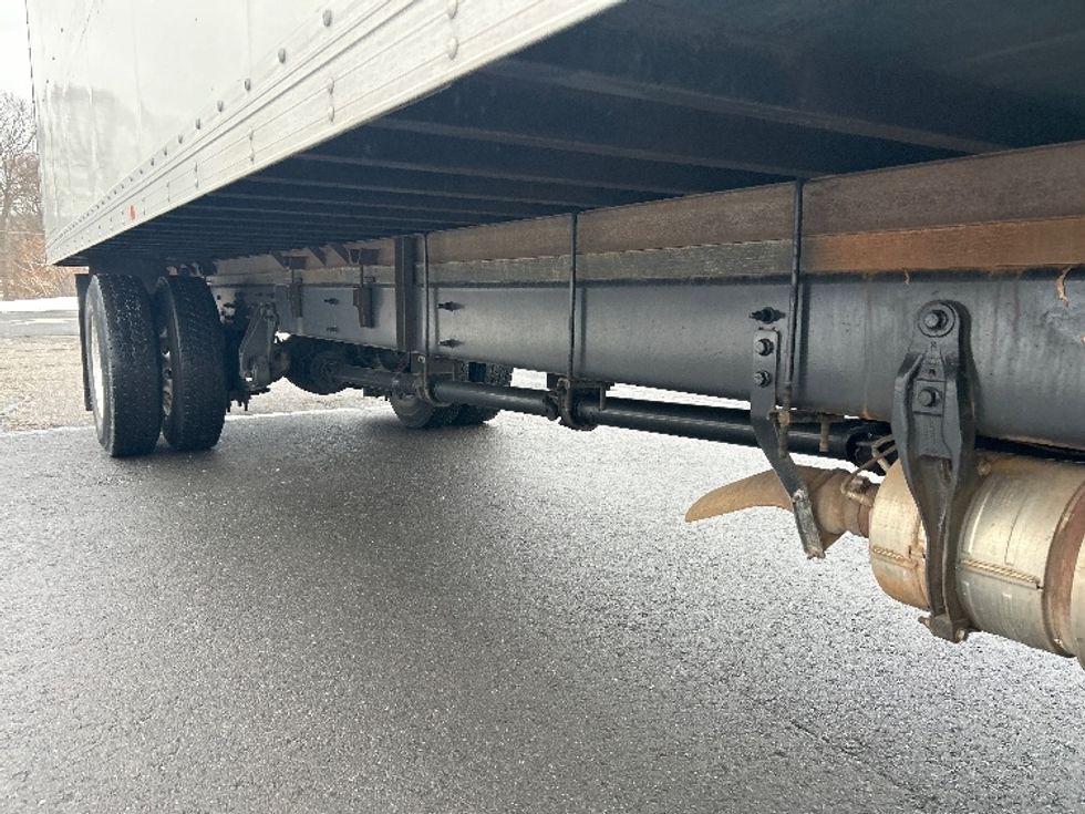 Medium Duty Box Truck-Light and Medium Duty Trucks-International-2022-MV607-Montgomery-NY-255,715\n\t\tmiles-$ 38,750 - Image 14