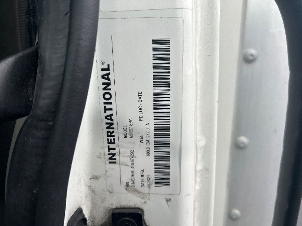 Medium Duty Box Truck-Light and Medium Duty Trucks-International-2022-MV607-Montgomery-NY-255,715\n\t\tmiles-$ 38,750 - Image 28