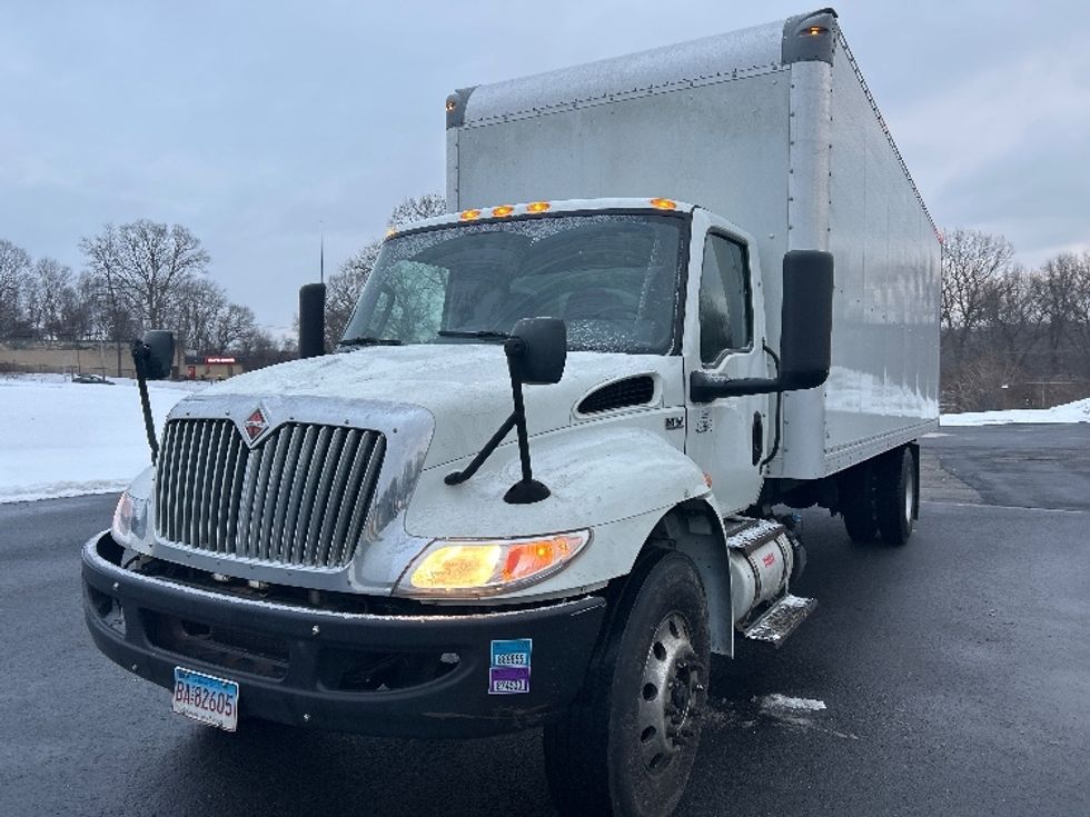 Medium Duty Box Truck-Light and Medium Duty Trucks-International-2022-MV607-Montgomery-NY-264,540\n\t\tmiles-$ 34,500 - Image 3