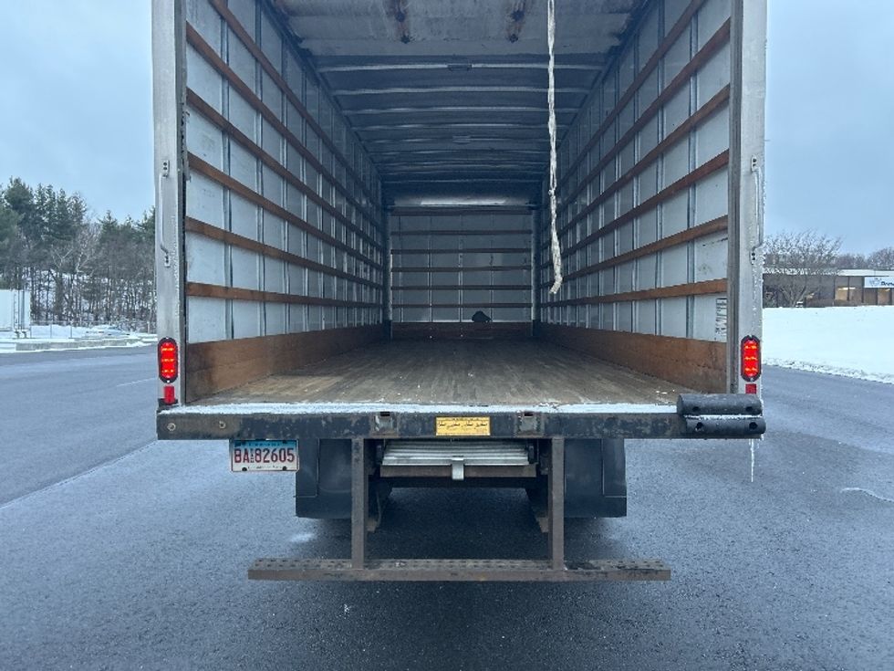 Medium Duty Box Truck-Light and Medium Duty Trucks-International-2022-MV607-Montgomery-NY-264,540\n\t\tmiles-$ 34,500 - Image 9
