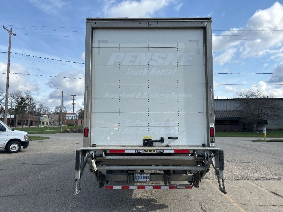 Medium Duty Box Truck-Light and Medium Duty Trucks-International-2022-MV607-Muskegon-MI-110,530\n\t\tmiles-$ 71,500 - Image 7