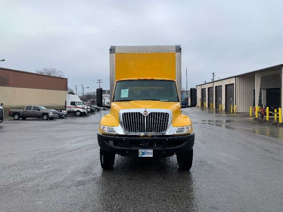 Medium Duty Box Truck-Light and Medium Duty Trucks-International-2022-MV607-Nashville (Mount Juliet)-TN-104,894\n\t\tmiles-$ 76,000 - Image 2