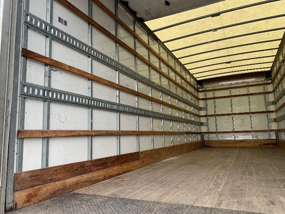 Medium Duty Box Truck-Light and Medium Duty Trucks-International-2022-MV607-Nashville (Mount Juliet)-TN-104,894\n\t\tmiles-$ 76,000 - Image 11