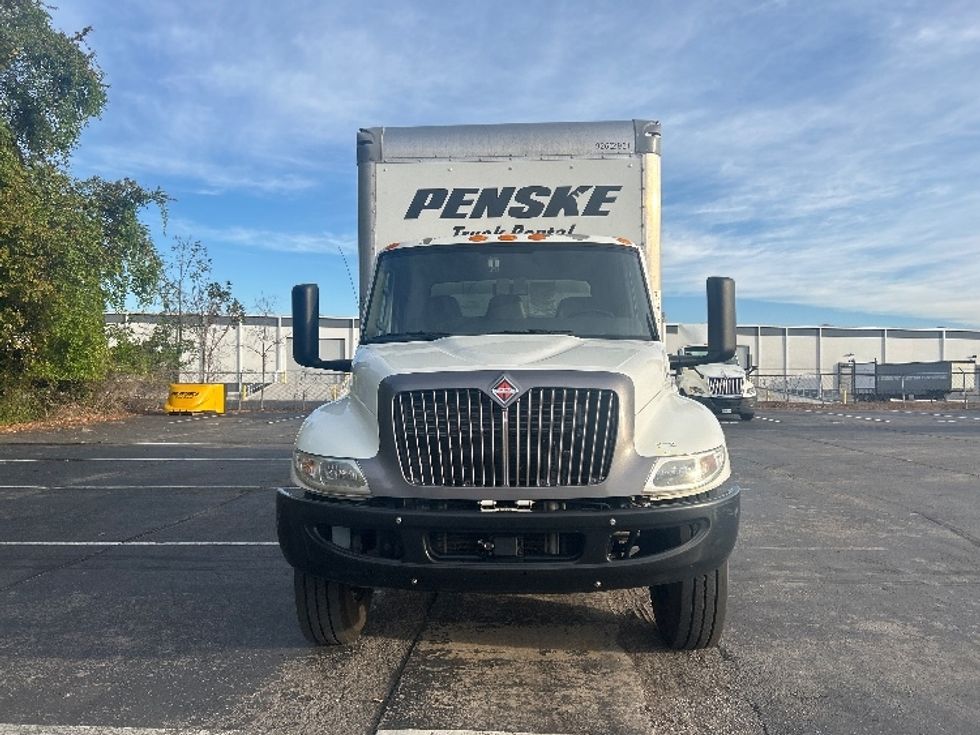 Medium Duty Box Truck-Light and Medium Duty Trucks-International-2022-MV607-Nashville (Mount Juliet)-TN-209,369\n\t\tmiles-$ 48,500 - Image 2