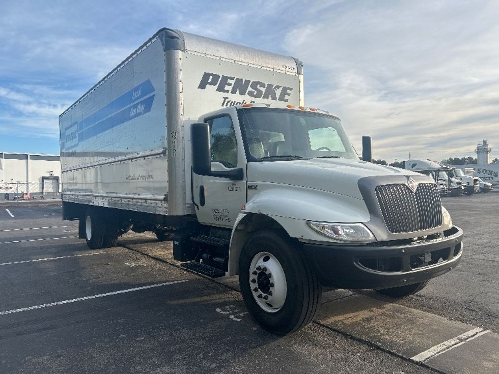 Medium Duty Box Truck-Light and Medium Duty Trucks-International-2022-MV607-Nashville (Mount Juliet)-TN-209,369\n\t\tmiles-$ 48,500 - Image 1