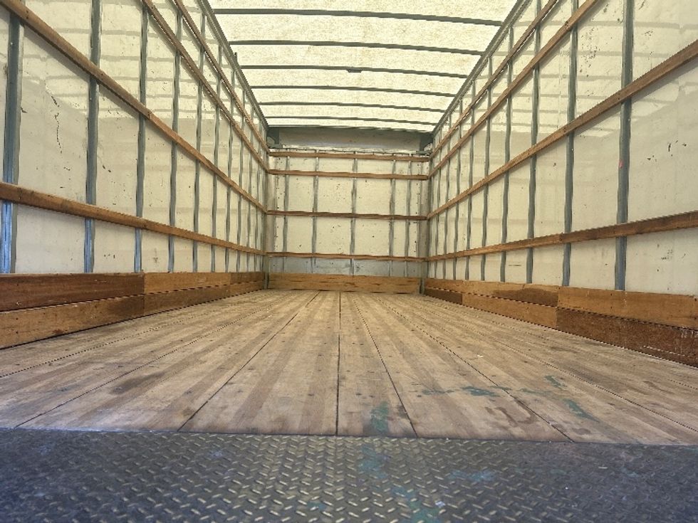 Medium Duty Box Truck-Light and Medium Duty Trucks-International-2022-MV607-Nashville (Mount Juliet)-TN-213,905\n\t\tmiles-$ 45,000 - Image 8