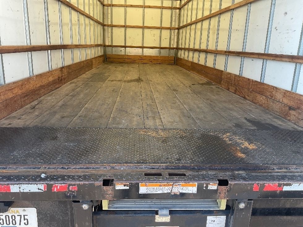 Medium Duty Box Truck-Light and Medium Duty Trucks-International-2022-MV607-Nashville (Mount Juliet)-TN-215,417\n\t\tmiles-$ 47,250 - Image 10