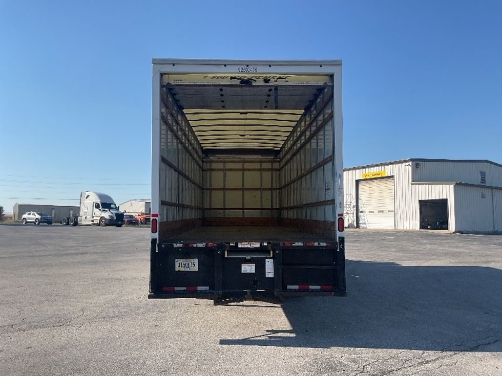 Medium Duty Box Truck-Light and Medium Duty Trucks-International-2022-MV607-Nashville (Mount Juliet)-TN-215,417\n\t\tmiles-$ 47,250 - Image 8