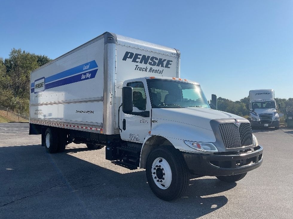 Medium Duty Box Truck-Light and Medium Duty Trucks-International-2022-MV607-Nashville (Mount Juliet)-TN-215,417\n\t\tmiles-$ 47,250 - Image 3
