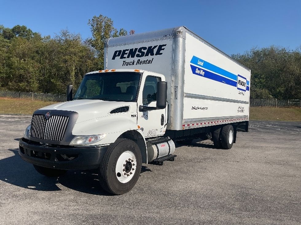 Medium Duty Box Truck-Light and Medium Duty Trucks-International-2022-MV607-Nashville (Mount Juliet)-TN-215,417\n\t\tmiles-$ 47,250 - Image 1