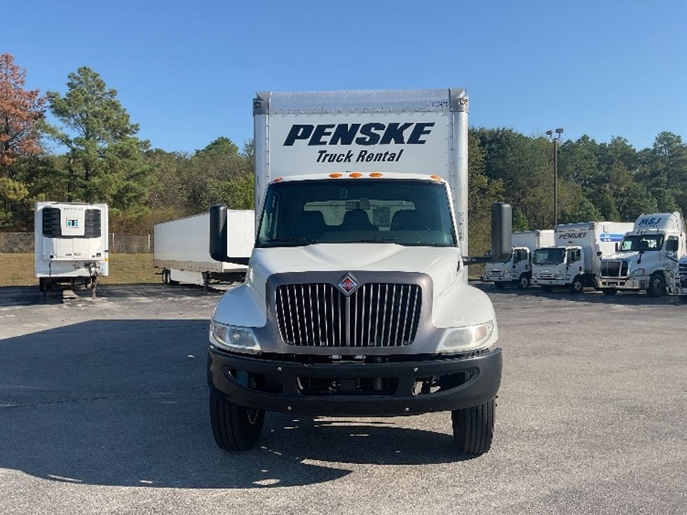 Medium Duty Box Truck-Light and Medium Duty Trucks-International-2022-MV607-Nashville (Mount Juliet)-TN-215,417\n\t\tmiles-$ 47,250 - Image 2