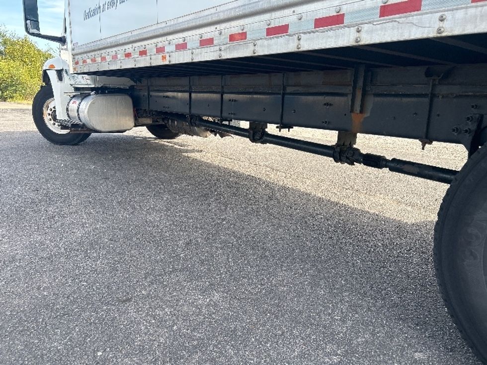Medium Duty Box Truck-Light and Medium Duty Trucks-International-2022-MV607-Nashville (Mount Juliet)-TN-233,399\n\t\tmiles-$ 44,250 - Image 5