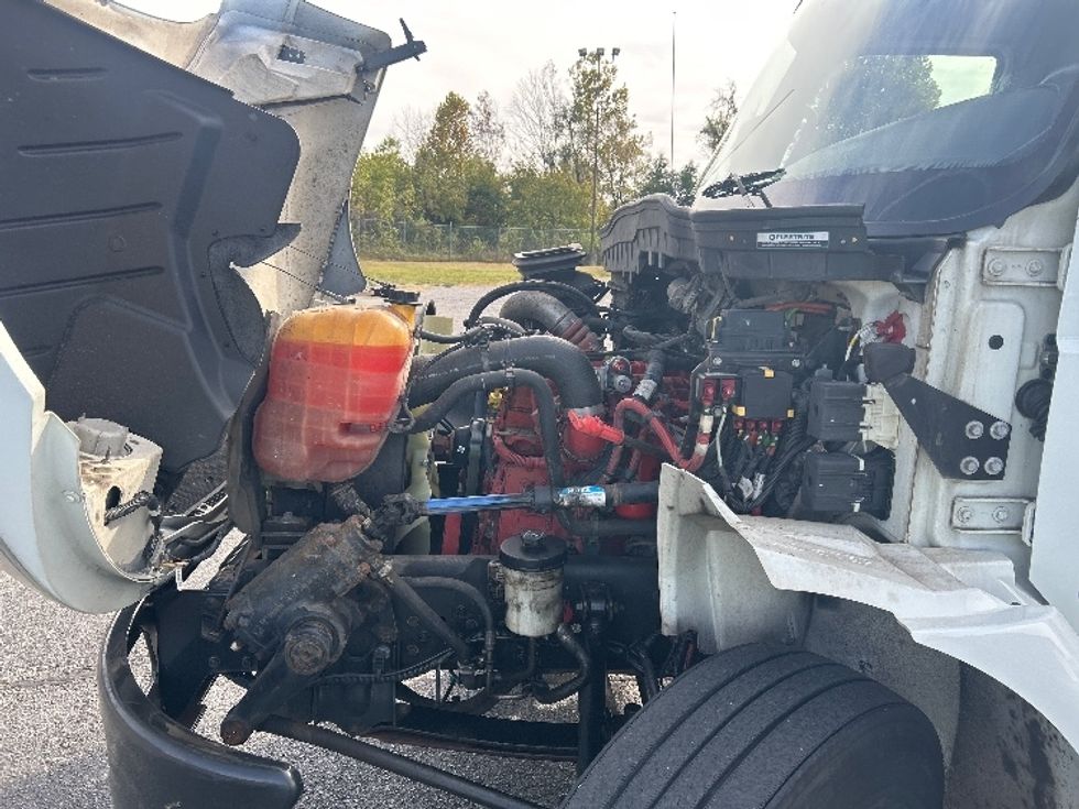 Medium Duty Box Truck-Light and Medium Duty Trucks-International-2022-MV607-Nashville (Mount Juliet)-TN-233,399\n\t\tmiles-$ 44,250 - Image 24