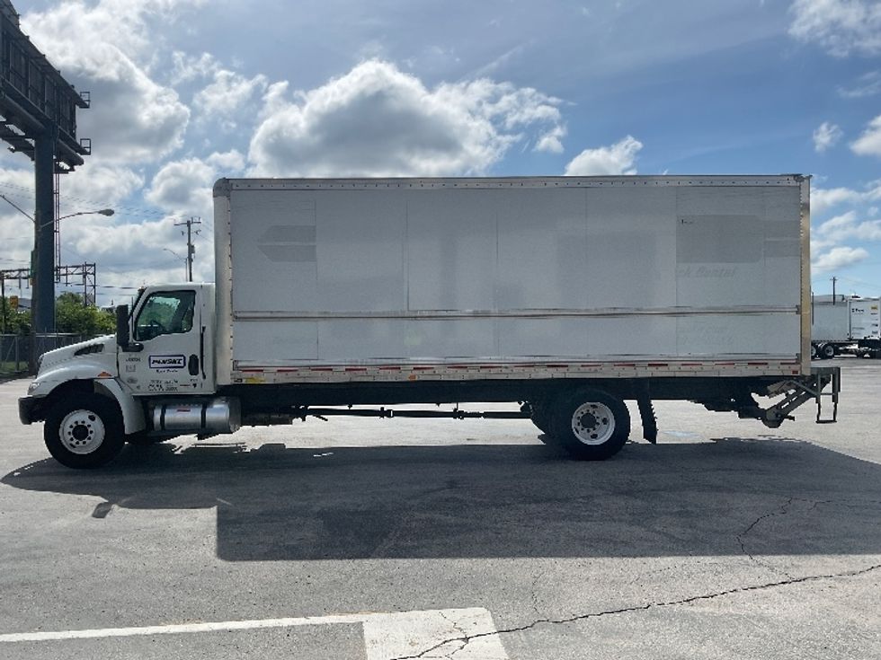 Medium Duty Box Truck-Light and Medium Duty Trucks-International-2022-MV607-Nashville (Mount Juliet)-TN-83,499\n\t\tmiles-$ 78,750 - Image 4