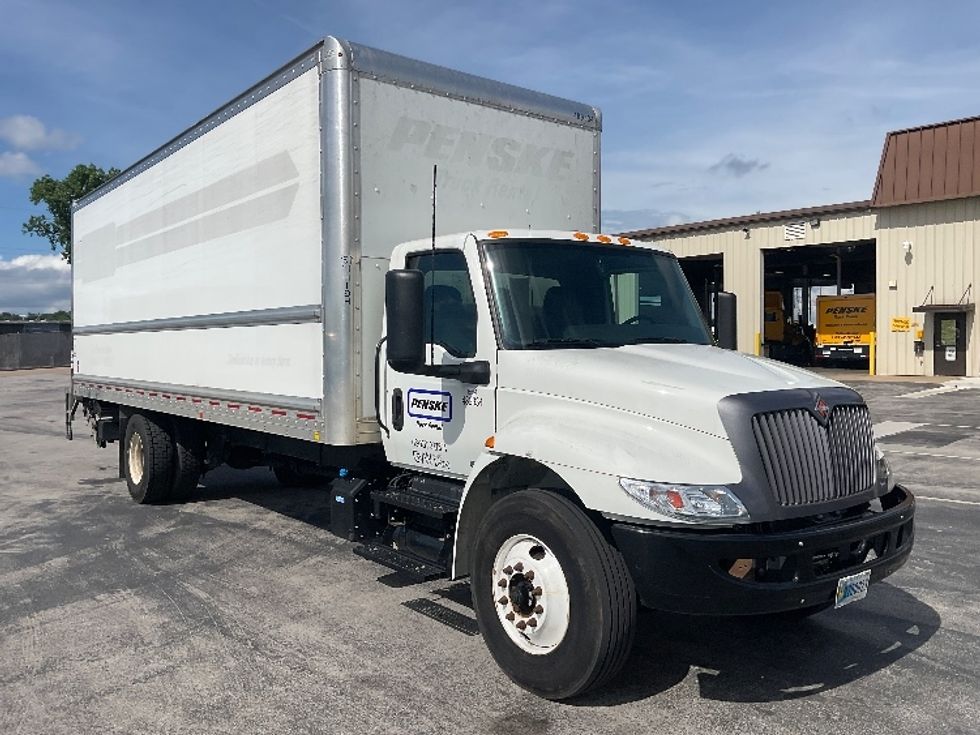 Medium Duty Box Truck-Light and Medium Duty Trucks-International-2022-MV607-Nashville (Mount Juliet)-TN-83,499\n\t\tmiles-$ 78,750 - Image 1