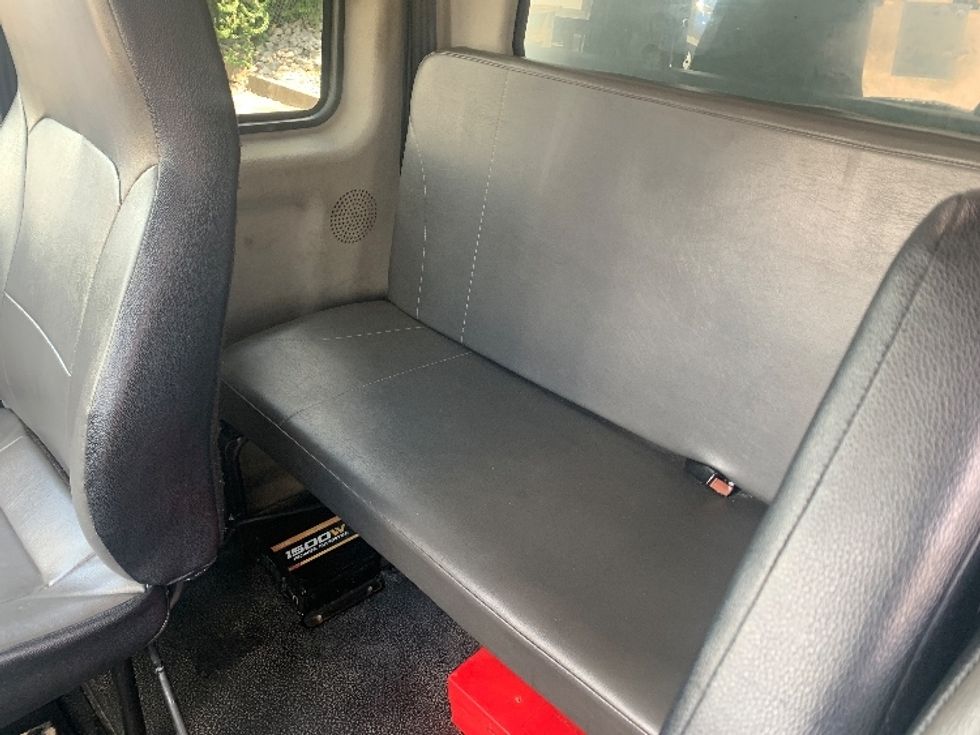 Medium Duty Box Truck-Light and Medium Duty Trucks-International-2022-MV607-Nashville (Mount Juliet)-TN-98,682\n\t\tmiles-$ 71,250 - Image 25