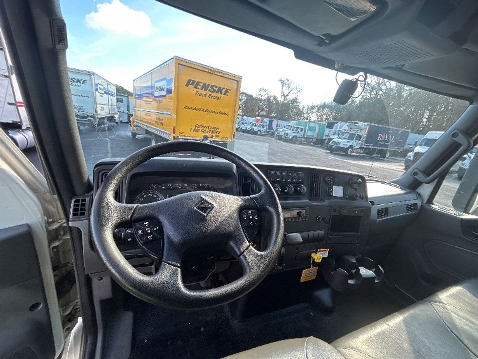 Medium Duty Box Truck-Light and Medium Duty Trucks-International-2022-MV607-Nashville-TN-250,780\n\t\tmiles-$ 47,250 - Image 18