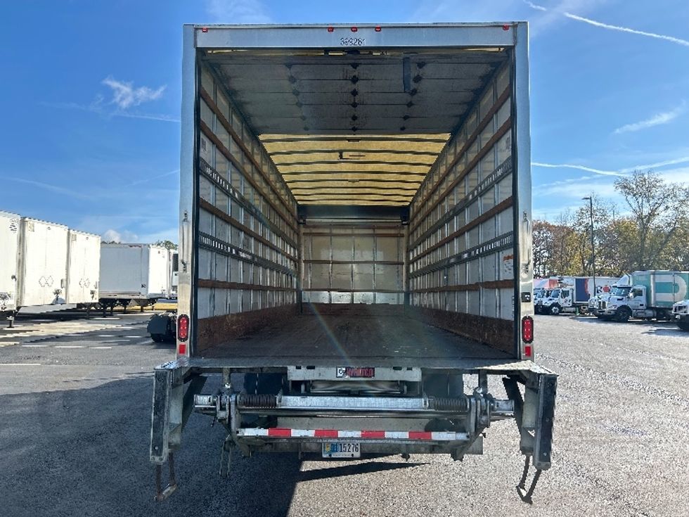Medium Duty Box Truck-Light and Medium Duty Trucks-International-2022-MV607-Nashville-TN-250,780\n\t\tmiles-$ 47,250 - Image 8