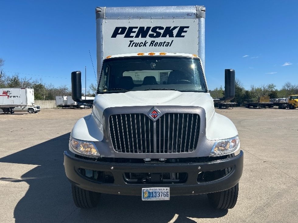 Medium Duty Box Truck-Light and Medium Duty Trucks-International-2022-MV607-Nashville-TN-256,465\n\t\tmiles-$ 45,000 - Image 2