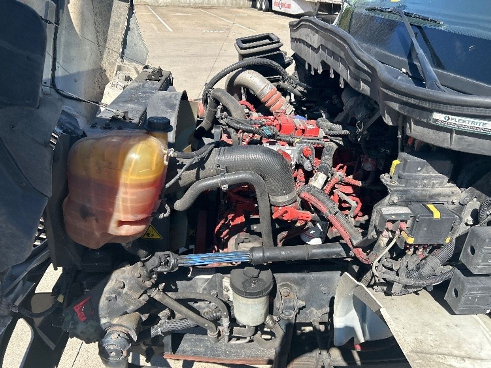 Medium Duty Box Truck-Light and Medium Duty Trucks-International-2022-MV607-Nashville-TN-256,465\n\t\tmiles-$ 45,000 - Image 24