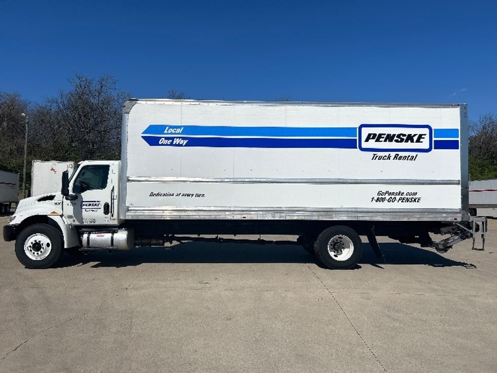 Medium Duty Box Truck-Light and Medium Duty Trucks-International-2022-MV607-Nashville-TN-256,465\n\t\tmiles-$ 45,000 - Image 4