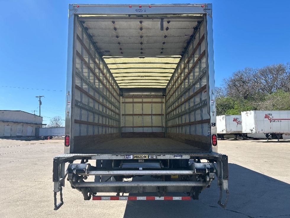 Medium Duty Box Truck-Light and Medium Duty Trucks-International-2022-MV607-Nashville-TN-256,465\n\t\tmiles-$ 45,000 - Image 8