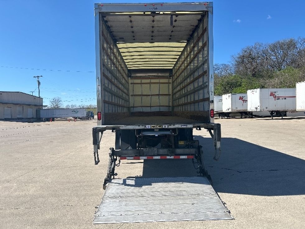 Medium Duty Box Truck-Light and Medium Duty Trucks-International-2022-MV607-Nashville-TN-256,465\n\t\tmiles-$ 45,000 - Image 9