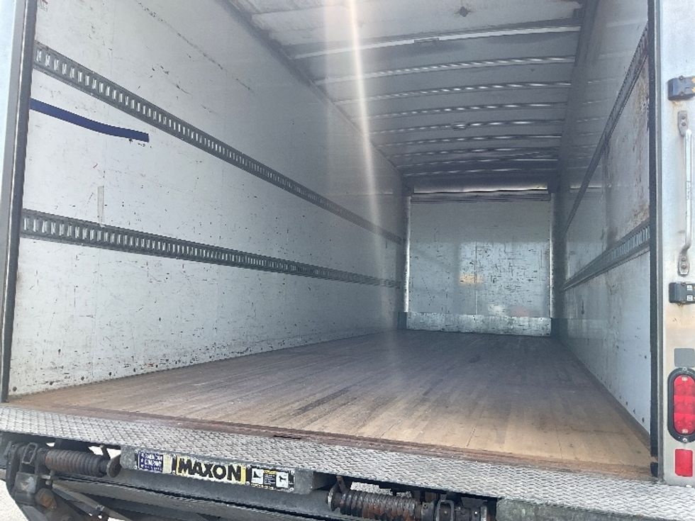 Medium Duty Box Truck-Light and Medium Duty Trucks-International-2022-MV607-Neenah-WI-227,833\n\t\tmiles-$ 46,750 - Image 11