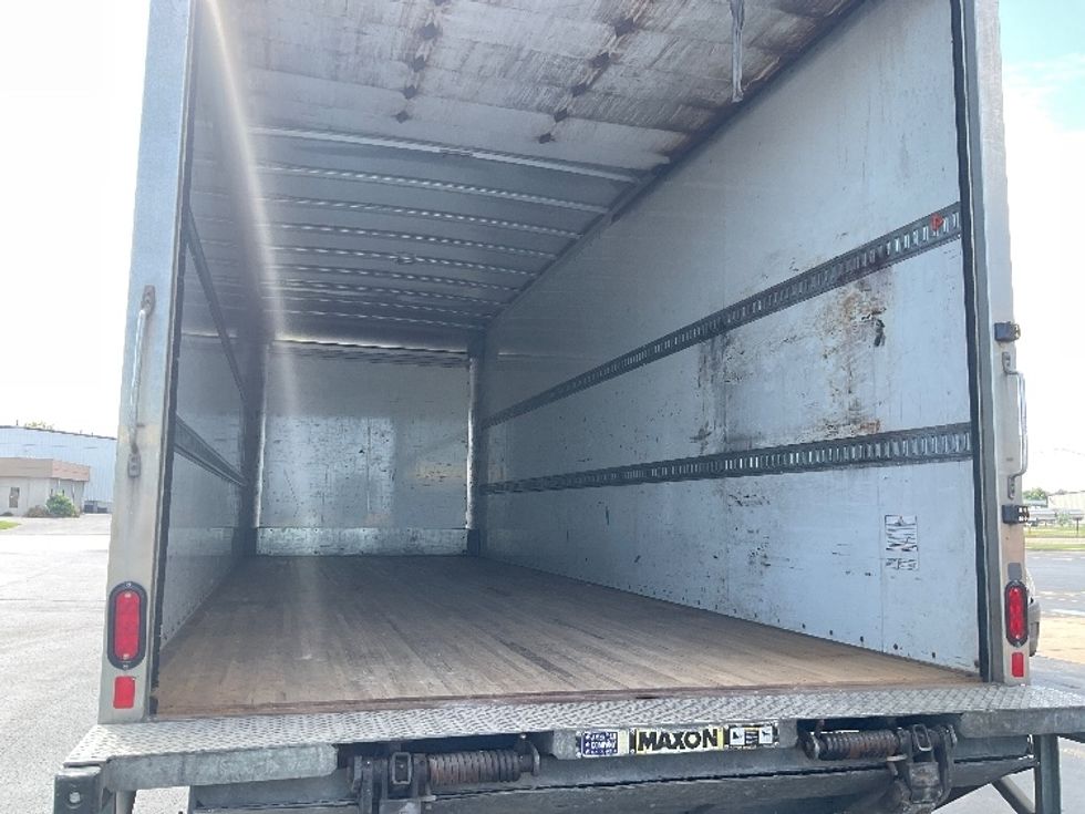 Medium Duty Box Truck-Light and Medium Duty Trucks-International-2022-MV607-Neenah-WI-227,833\n\t\tmiles-$ 46,750 - Image 12
