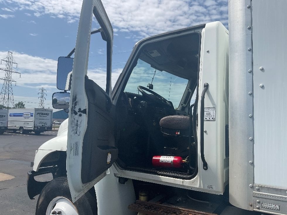 Medium Duty Box Truck-Light and Medium Duty Trucks-International-2022-MV607-Neenah-WI-227,833\n\t\tmiles-$ 46,750 - Image 16