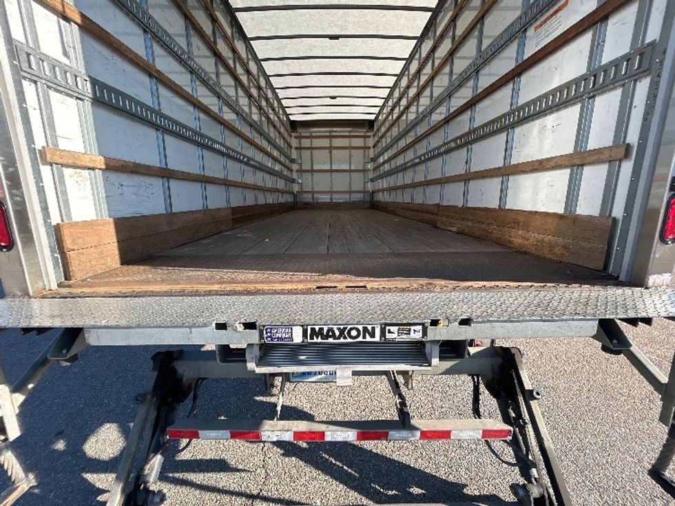 Medium Duty Box Truck-Light and Medium Duty Trucks-International-2022-MV607-New Castle-DE-199,630\n\t\tmiles-$ 57,000 - Image 10