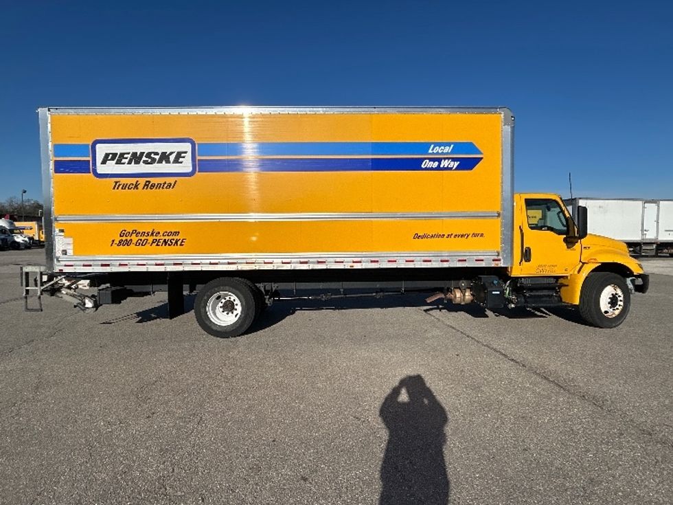 Medium Duty Box Truck-Light and Medium Duty Trucks-International-2022-MV607-New Castle-DE-199,630\n\t\tmiles-$ 57,000 - Image 15