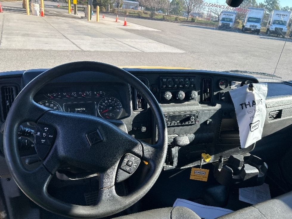 Medium Duty Box Truck-Light and Medium Duty Trucks-International-2022-MV607-New Castle-DE-199,630\n\t\tmiles-$ 57,000 - Image 18