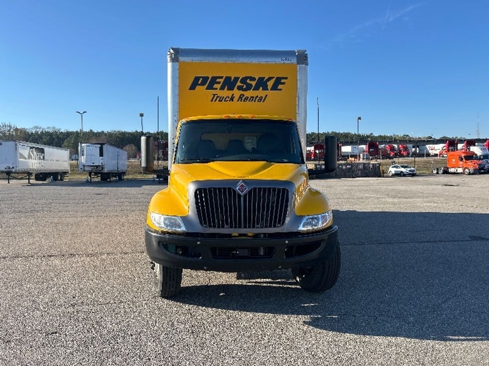 Medium Duty Box Truck-Light and Medium Duty Trucks-International-2022-MV607-New Castle-DE-199,630\n\t\tmiles-$ 57,000 - Image 2