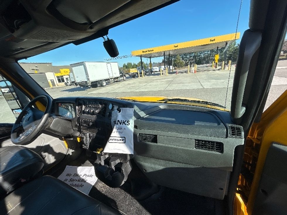 Medium Duty Box Truck-Light and Medium Duty Trucks-International-2022-MV607-New Castle-DE-199,630\n\t\tmiles-$ 57,000 - Image 21
