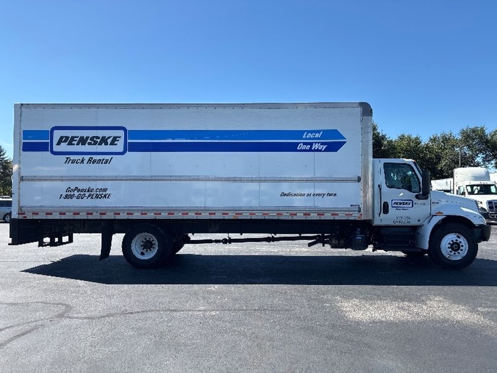 Medium Duty Box Truck-Light and Medium Duty Trucks-International-2022-MV607-New Castle-DE-233,607\n\t\tmiles-$ 44,000 - Image 15