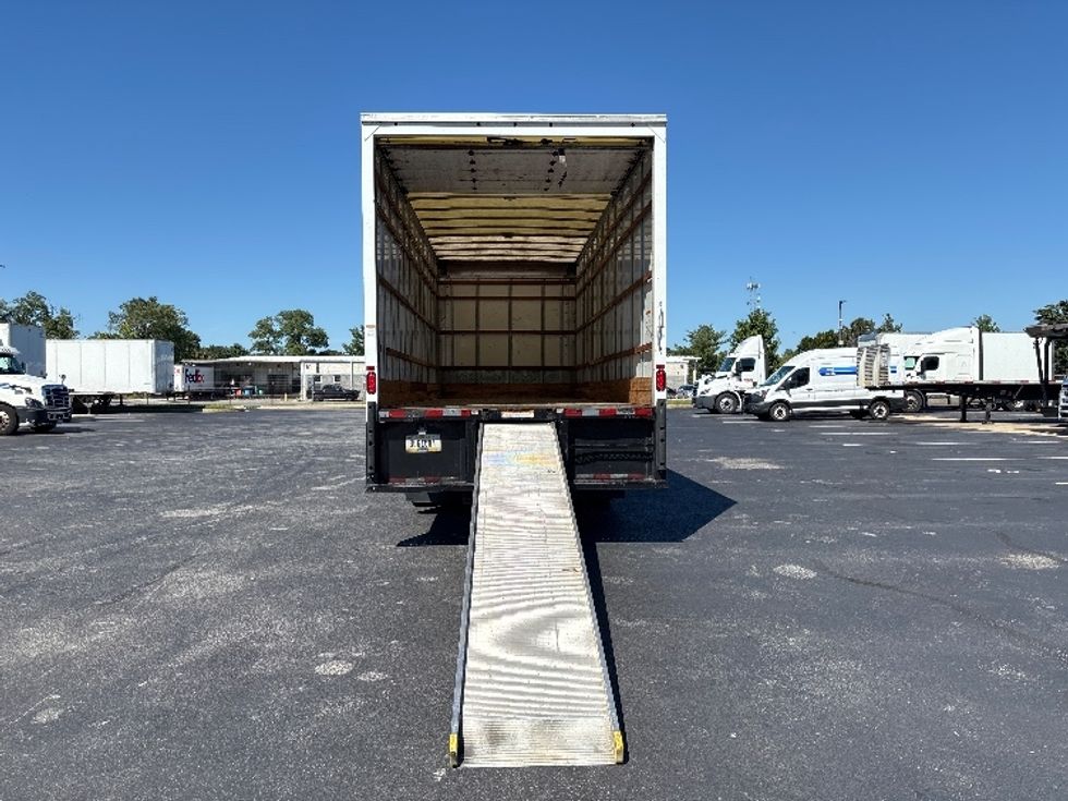Medium Duty Box Truck-Light and Medium Duty Trucks-International-2022-MV607-New Castle-DE-233,607\n\t\tmiles-$ 44,000 - Image 9
